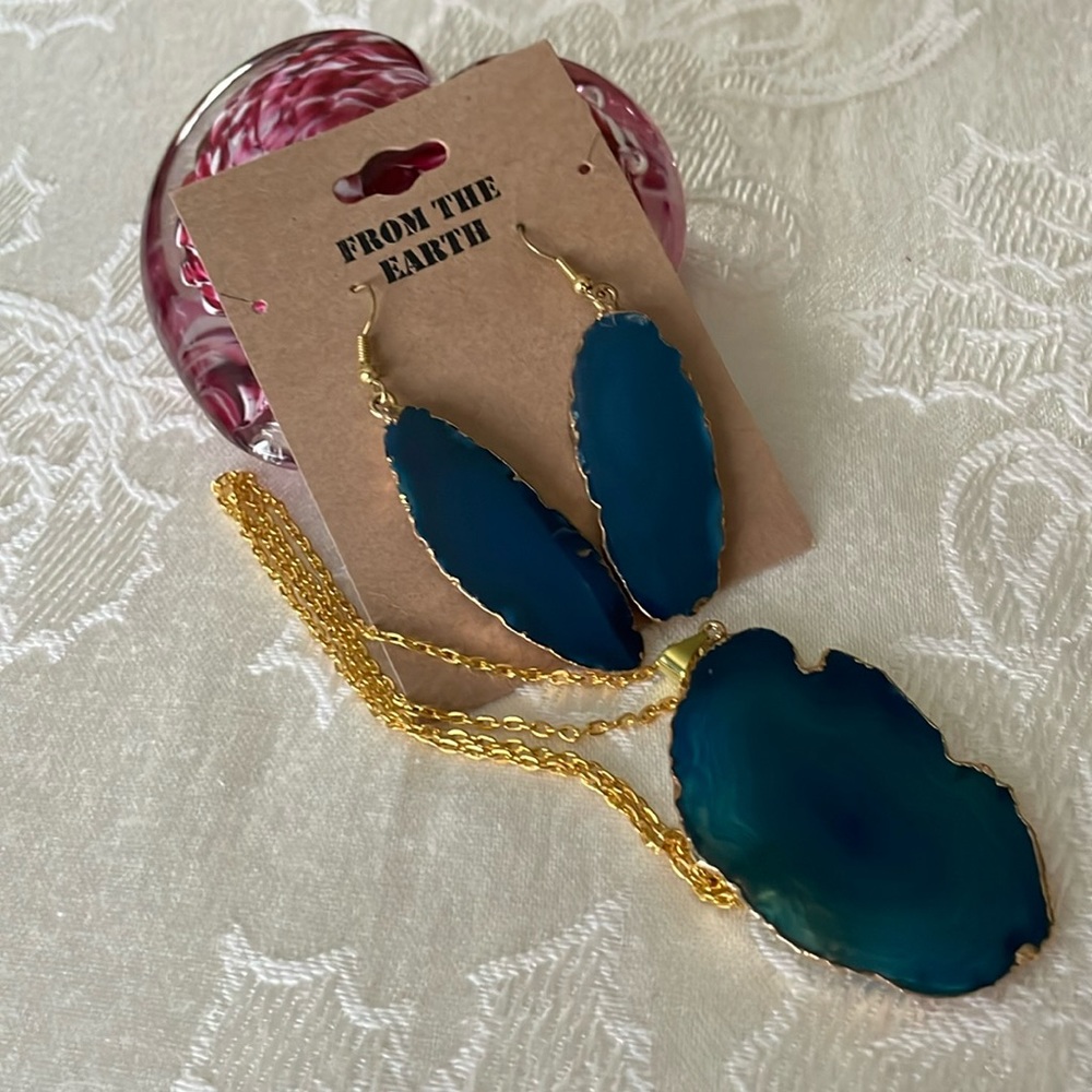 From The Earth Agate Slice Pierced Earrings & Necklace